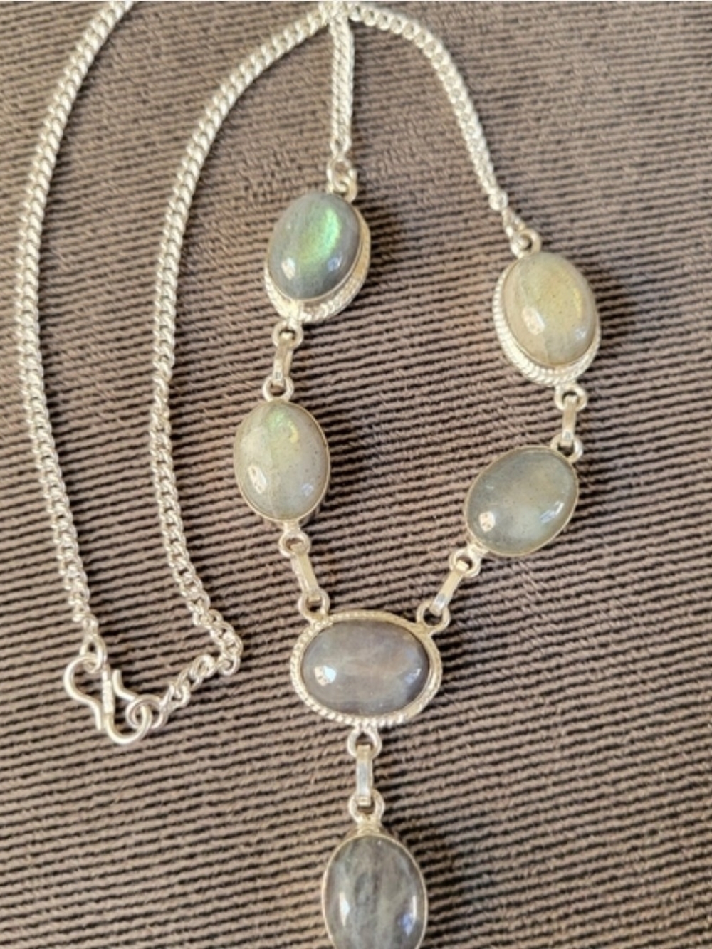 Sterling Silver Labradorite Oval Link Bracelet - Iridescent Gray - Picture 2 of 3
